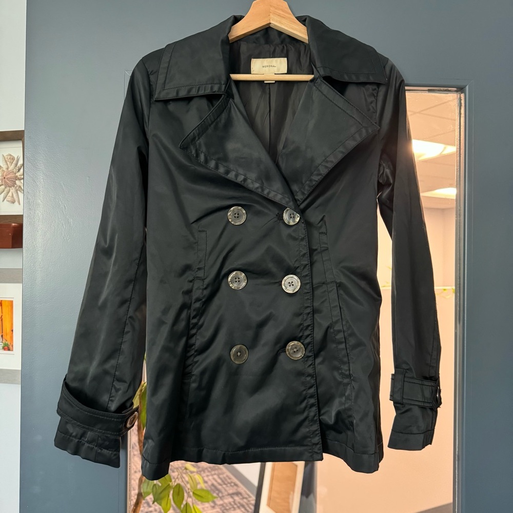 Merona Light Jacket in Black - Small